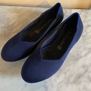 Navy Rothy’s flats
